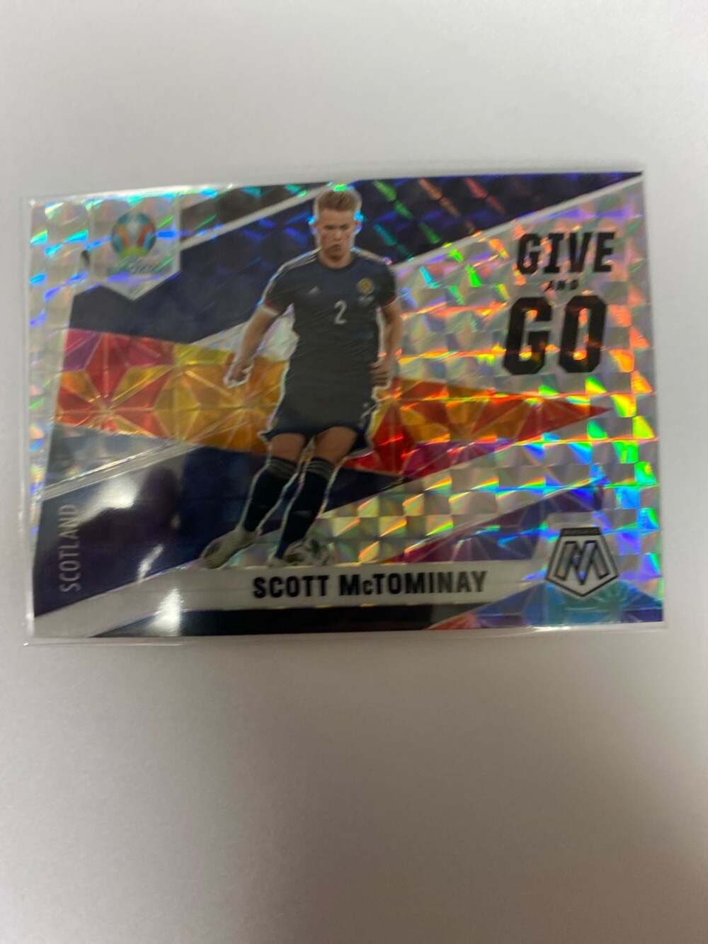 2021 Panini Mosaic UEFA Euro Scott McTominay #17 Give and Go Mosaic Prizm Tradin